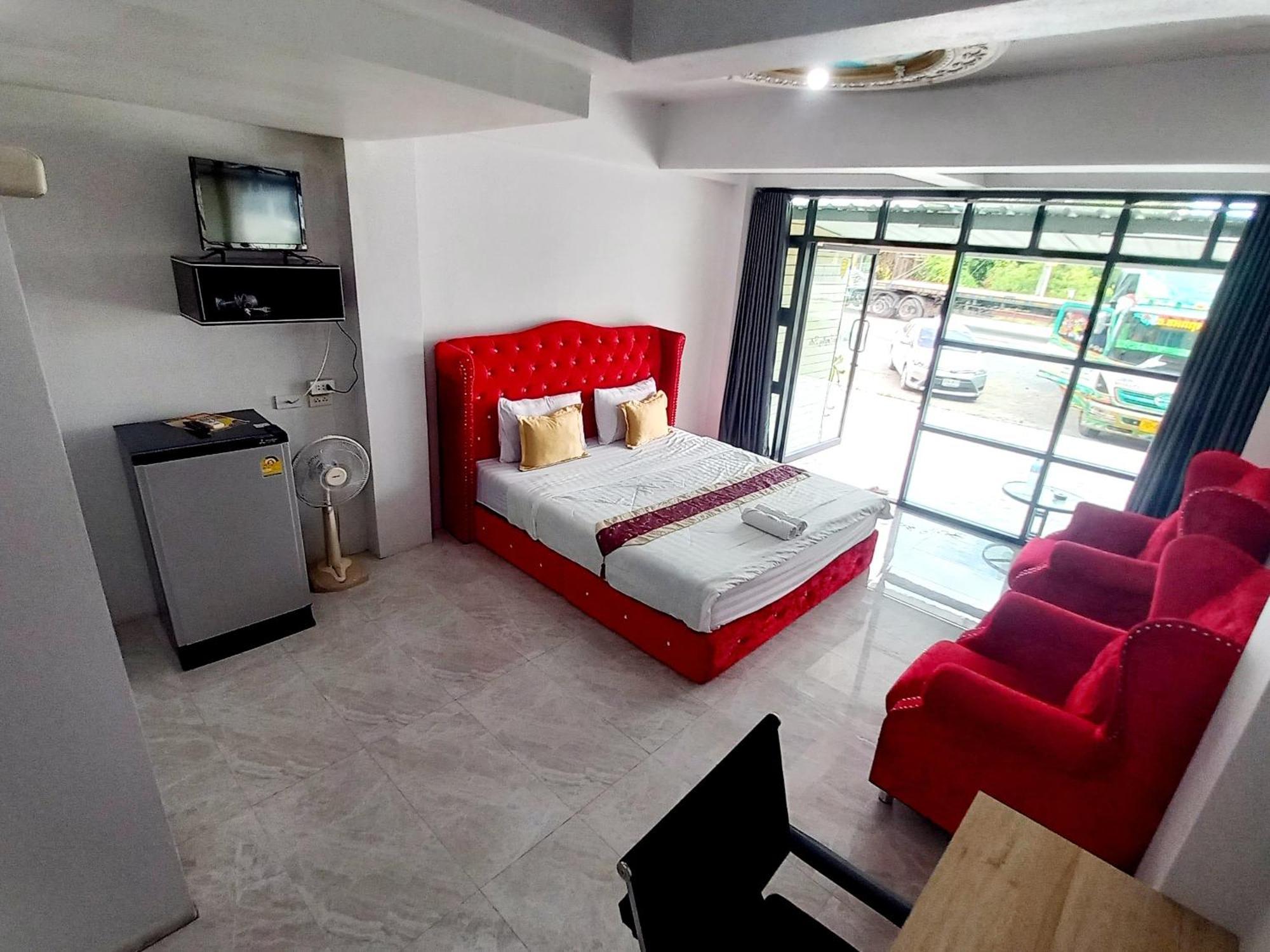 Sukano Apartment Vip Ban Thap Nang Exteriör bild